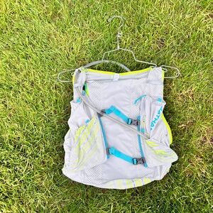 Nathan Pinnacle 12 L Hydration Pack SAMPLE - Womens Small